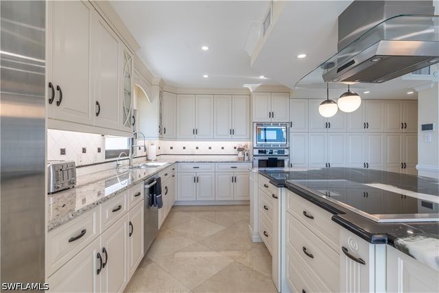 4031 Gulf Shore BLVD N PHIE, Naples, FL 34103