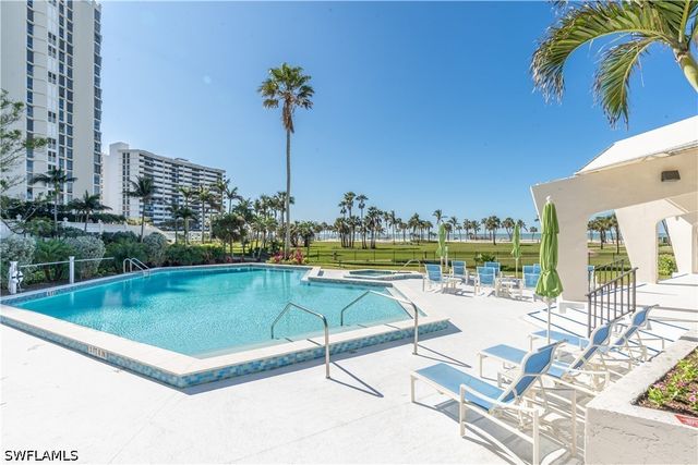 4031 Gulf Shore BLVD N PHIE, Naples, FL 34103