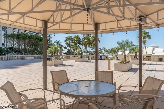 4031 Gulf Shore BLVD N PHIE, Naples, FL 34103