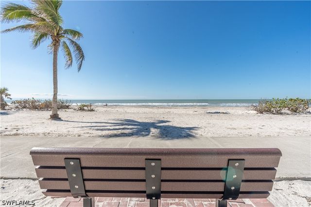 4031 Gulf Shore BLVD N PHIE, Naples, FL 34103