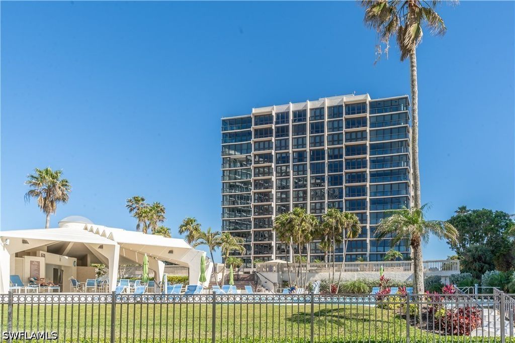 4031 Gulf Shore BLVD N PHIE, Naples, FL 34103