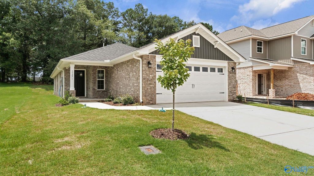 15356 Lapwing Cove, Athens, AL 35611