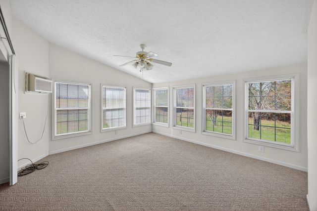 165 Almyra Rd, Sparta, TN 38583