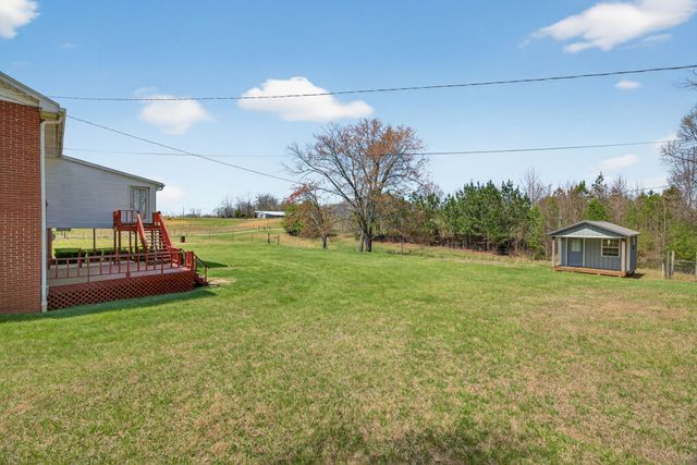 165 Almyra Rd, Sparta, TN 38583