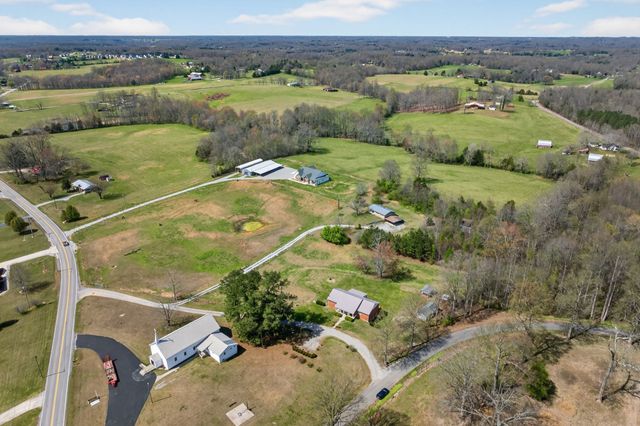 165 Almyra Rd, Sparta, TN 38583