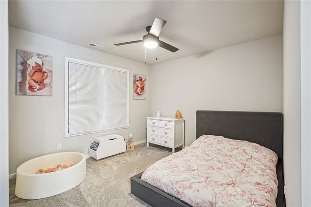 1806 E 19th Court, Norwalk, IA 50211