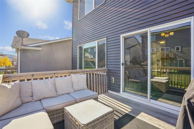 1806 E 19th Court, Norwalk, IA 50211