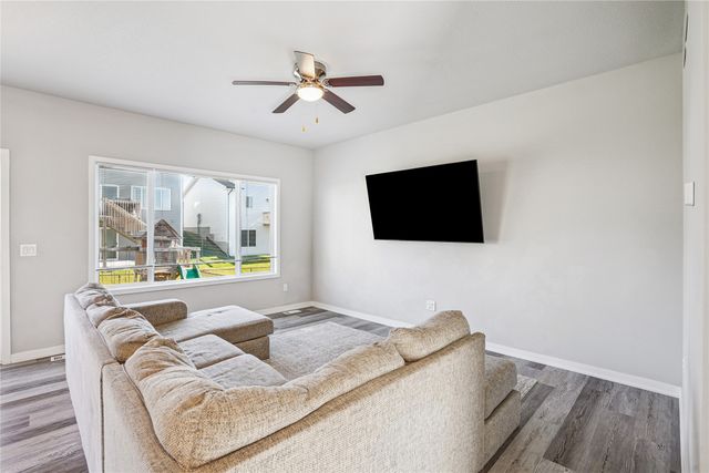 1806 E 19th Court, Norwalk, IA 50211