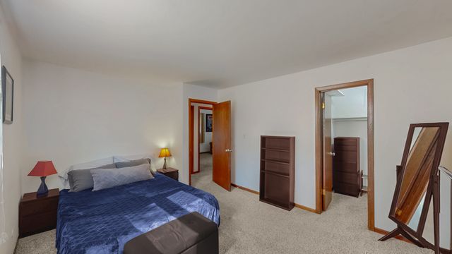 2017 Sanford Avenue, New Lenox, IL 60451