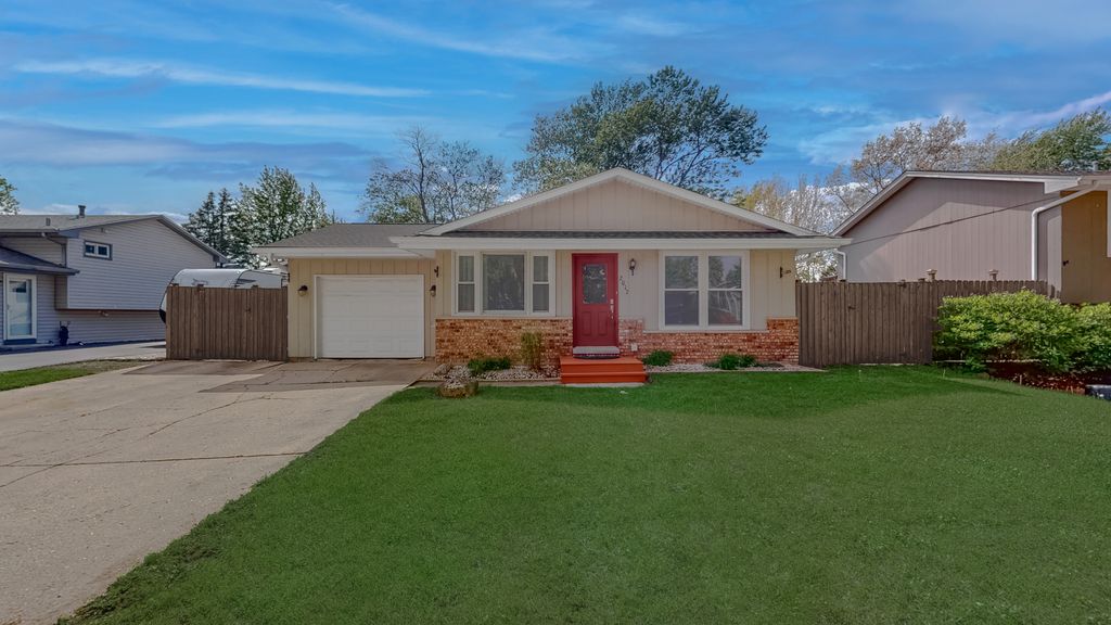 2017 Sanford Avenue, New Lenox, IL 60451
