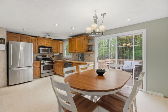 12 Village Lane, Billerica, MA 01862