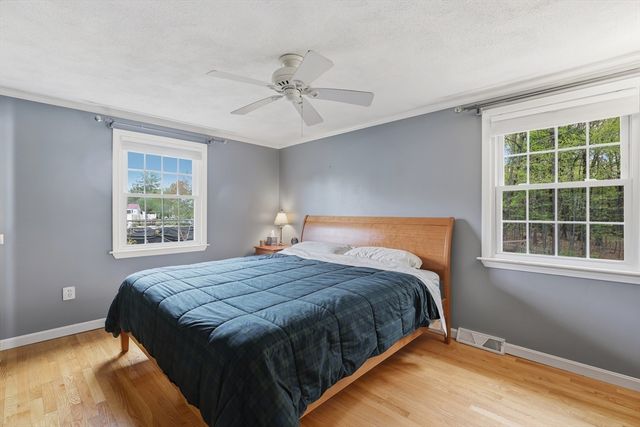 12 Village Lane, Billerica, MA 01862