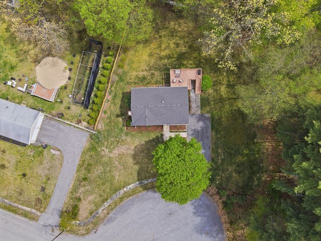 12 Village Lane, Billerica, MA 01862
