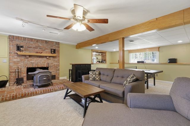 12 Village Lane, Billerica, MA 01862