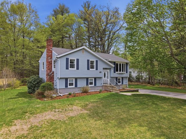 12 Village Lane, Billerica, MA 01862