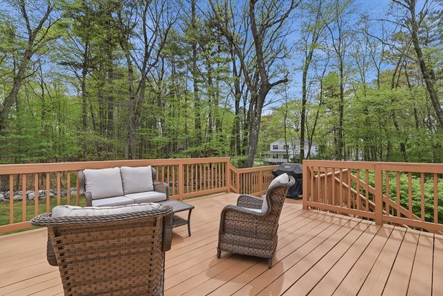 12 Village Lane, Billerica, MA 01862