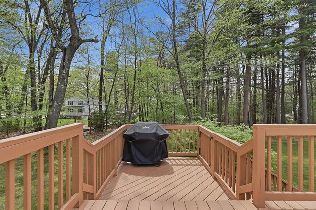 12 Village Lane, Billerica, MA 01862