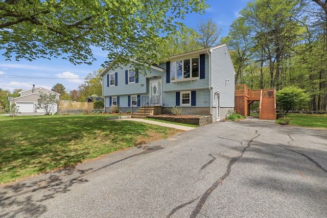12 Village Lane, Billerica, MA 01862