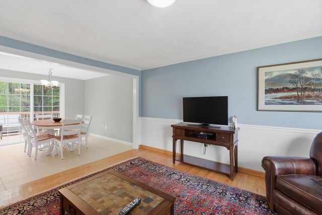 12 Village Lane, Billerica, MA 01862