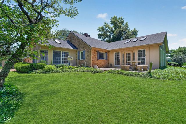 962 E 375 S, Franklin, IN 46131