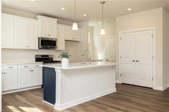 253 McCormick DR, Suffolk, VA 23434