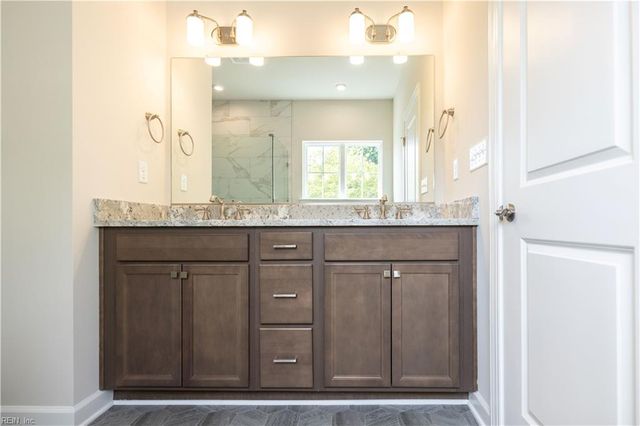 253 McCormick DR, Suffolk, VA 23434