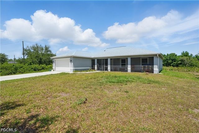 7824 6th TER, Labelle, FL 33935