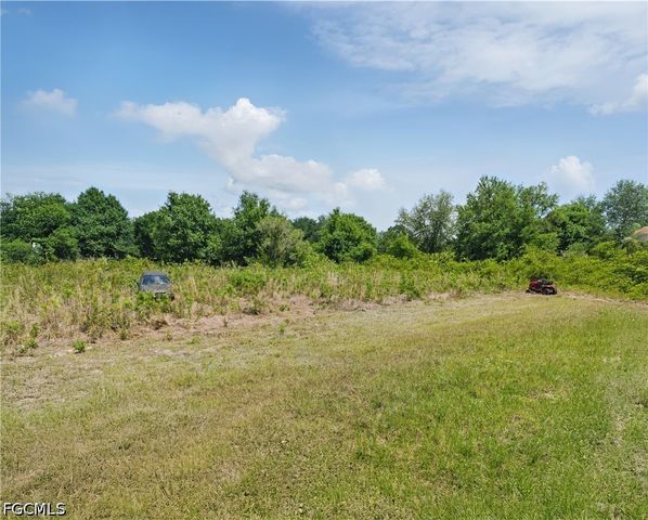 7824 6th TER, Labelle, FL 33935