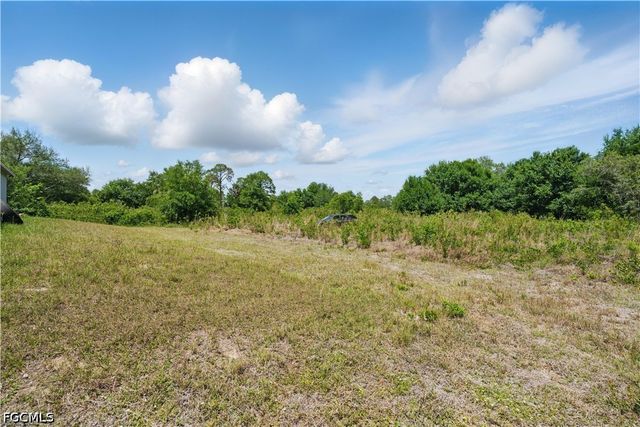 7824 6th TER, Labelle, FL 33935
