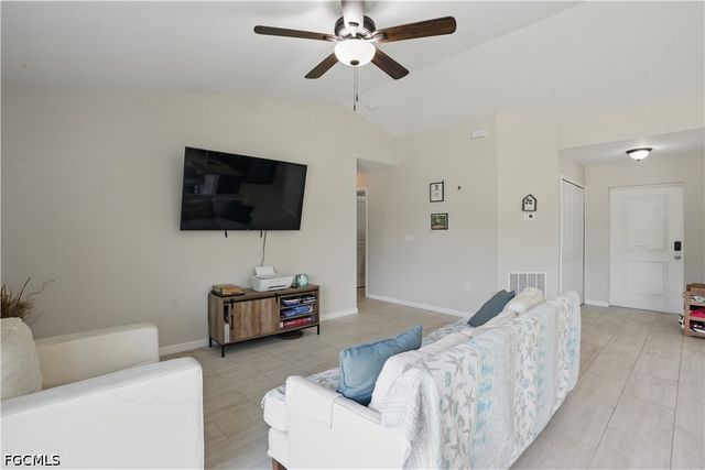 7824 6th TER, Labelle, FL 33935