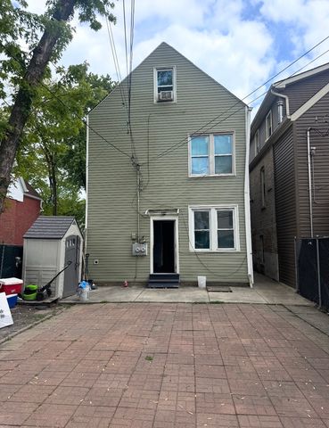 5410 S WINCHESTER Avenue, Chicago, IL 60609
