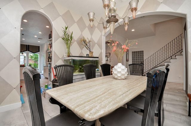 5360 Mcculloch Circle, Houston, TX 77056