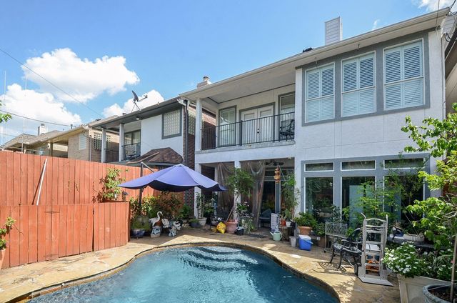 5360 Mcculloch Circle, Houston, TX 77056