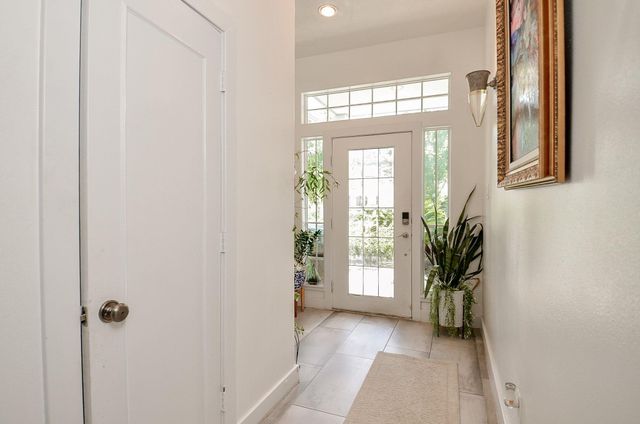 5360 Mcculloch Circle, Houston, TX 77056