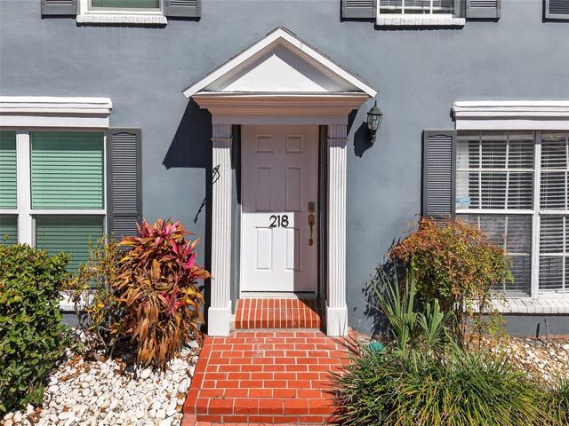 218 S TAMPANIA AVENUE, Tampa, FL 33609