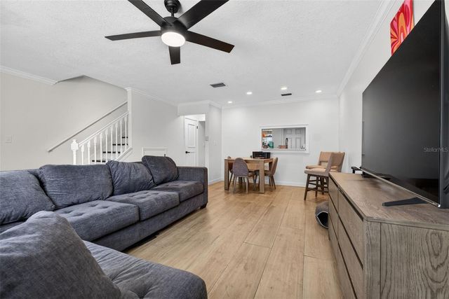 218 S TAMPANIA AVENUE, Tampa, FL 33609