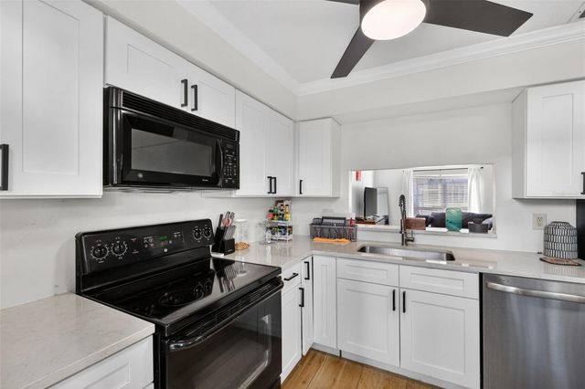 218 S TAMPANIA AVENUE, Tampa, FL 33609