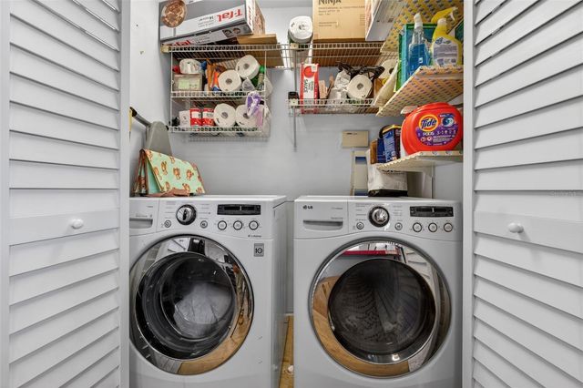 218 S TAMPANIA AVENUE, Tampa, FL 33609