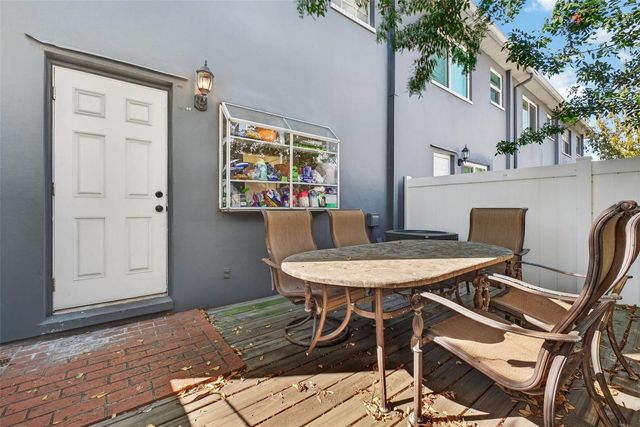 218 S TAMPANIA AVENUE, Tampa, FL 33609