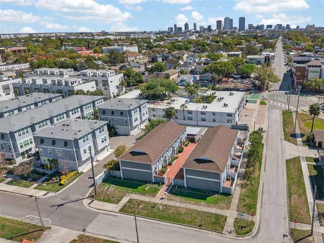 218 S TAMPANIA AVENUE, Tampa, FL 33609