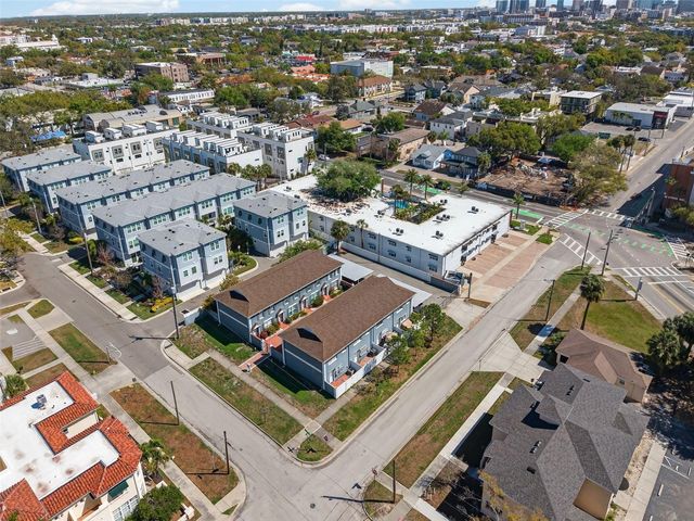 218 S TAMPANIA AVENUE, Tampa, FL 33609