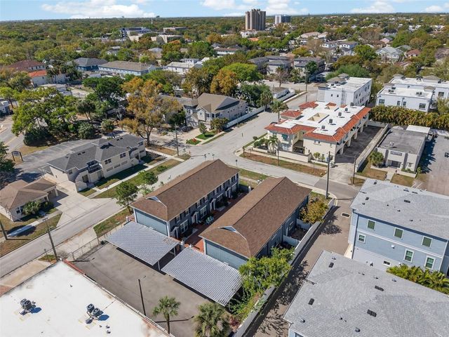 218 S TAMPANIA AVENUE, Tampa, FL 33609