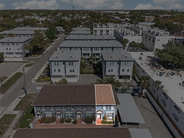 218 S TAMPANIA AVENUE, Tampa, FL 33609