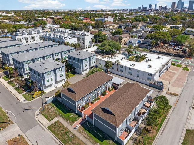 218 S TAMPANIA AVENUE, Tampa, FL 33609