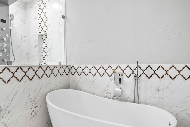 1320 E Spring Valley Road, Richardson, TX 75081