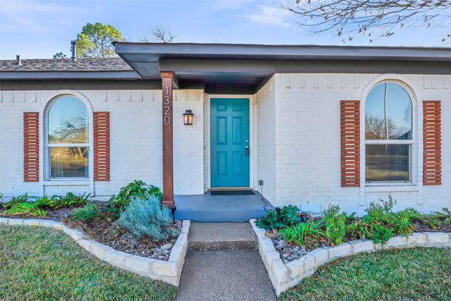 1320 E Spring Valley Road, Richardson, TX 75081