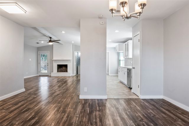 1320 E Spring Valley Road, Richardson, TX 75081