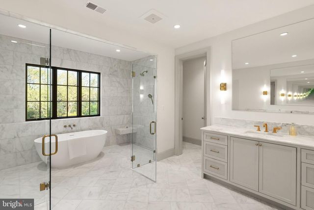 1223 SOMERSET DR, Mclean, VA 22101