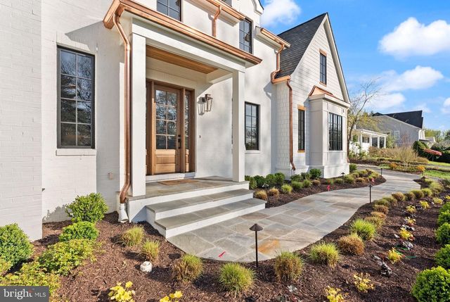 1223 SOMERSET DR, Mclean, VA 22101