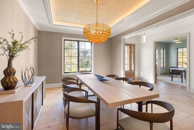 1223 SOMERSET DR, Mclean, VA 22101